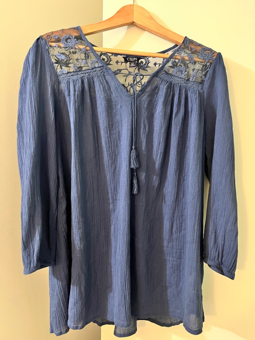 Ralph Lauren Chaps Denim semi sheer blue 💯 cotton blouse embroidered lace insert